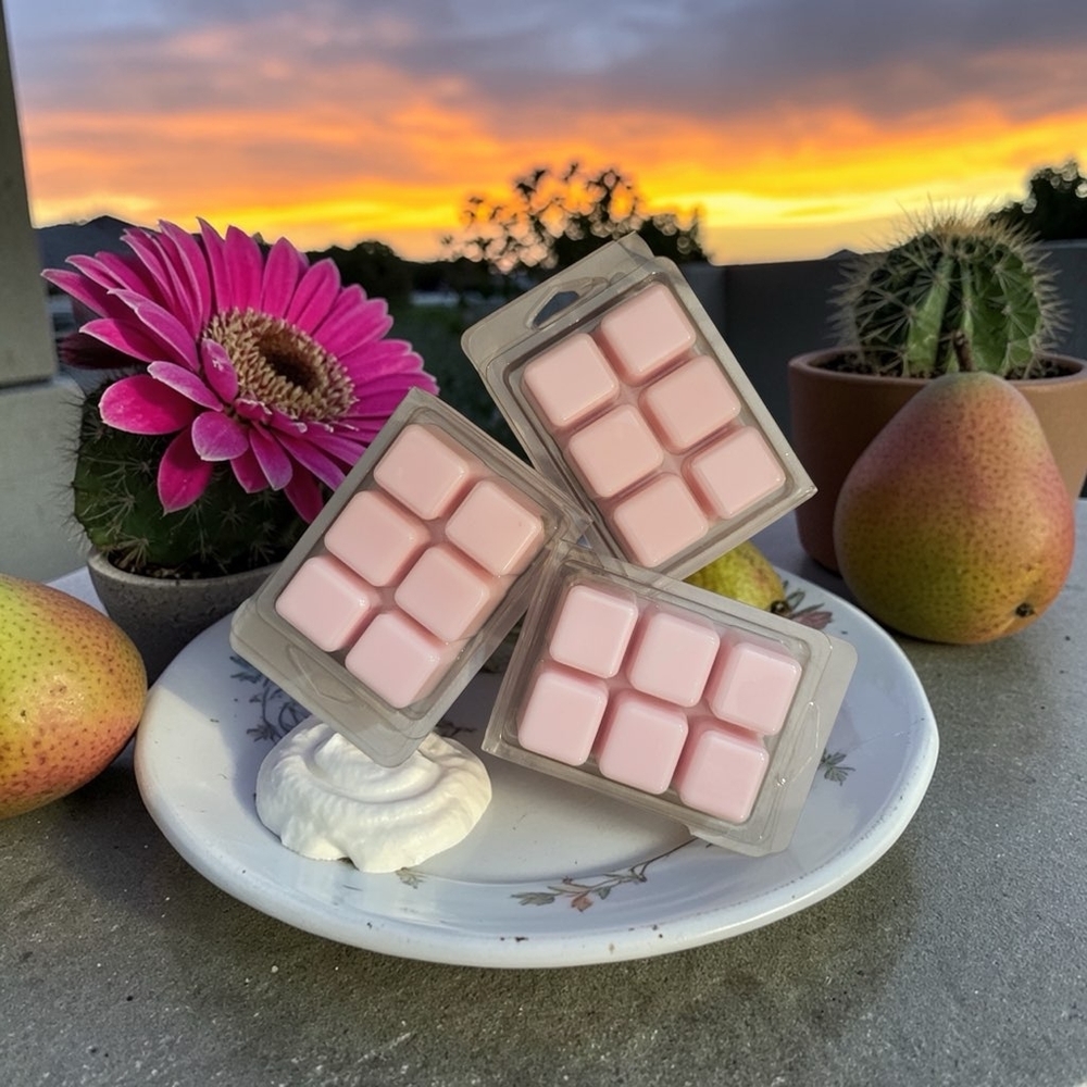 Orchid & Vine Pink Soy Wax Melts - Floral Scented Wax Cubes Set Of 3